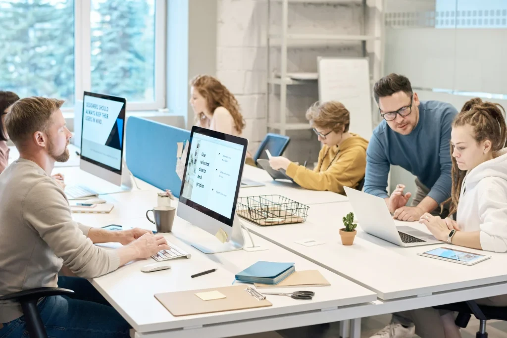 Madrasah Terima Bantuan Alat Laboratorium dari Kemenag